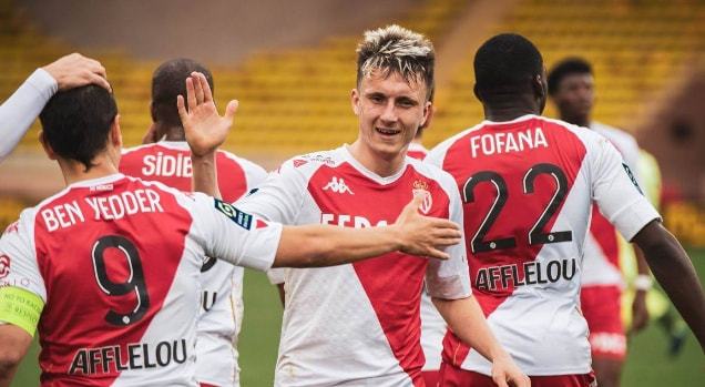 名潜在的新 名潜在的新